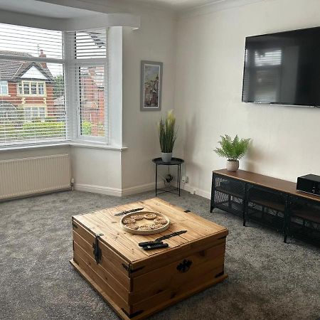 Light And Spacious Highcross Apartment Poulton-le-Fylde Exteriör bild