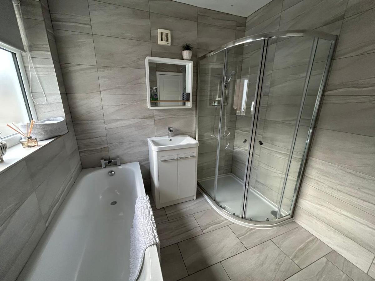 Light And Spacious Highcross Apartment Poulton-le-Fylde Exteriör bild